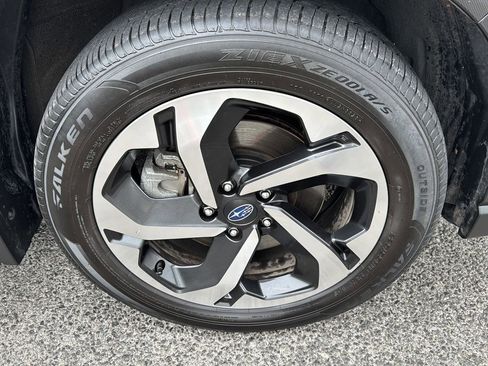 Used 2024 Subaru Forester Touring image 11