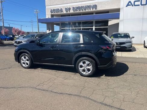 Used 2024 Honda HR-V LX image 8