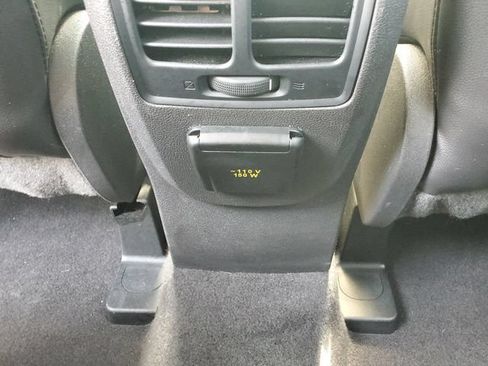 Used 2019 Ford Escape Titanium AWD/4WD image 15