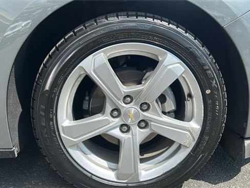 Used 2017 Chevrolet Volt LT image 9