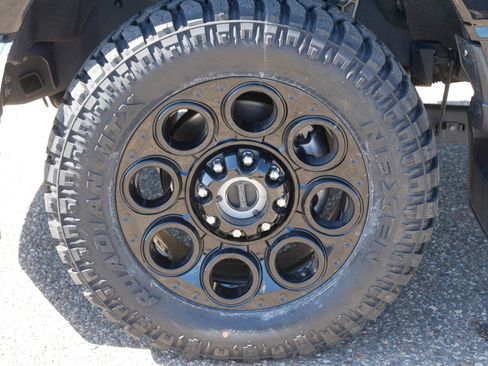Certified 2025 Ford F350 Lariat w/ Lariat Ultimate Package AWD/4WD image 11