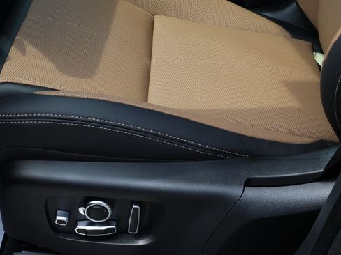 New 2026 Land Rover Range Rover Velar Autobiography AWD/4WD image 9