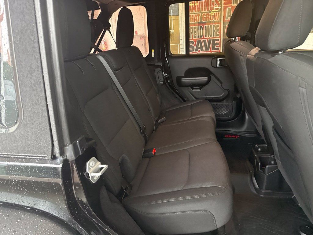 Used 2021 Jeep Wrangler Unlimited Sport AWD/4WD image 21