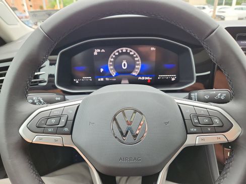 New 2025 Volkswagen Jetta SE image 15