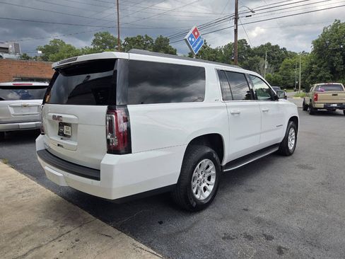 Used 2017 GMC Yukon XL SLT w/ HD Trailering Package AWD/4WD image 6