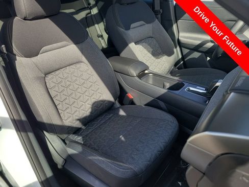 Used 2026 Nissan Kicks SV w/ SV Premium Package FWD image 19