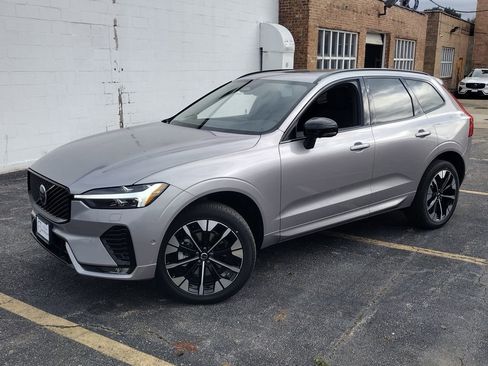 New 2026 Volvo XC60 B5 Plus w/ Protection Package Premier image 2