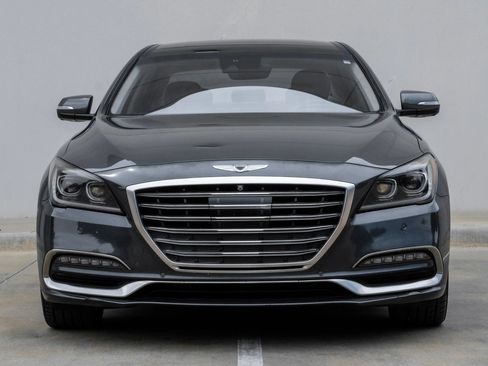 Used 2018 Genesis G80 5.0 Ultimate RWD image 6