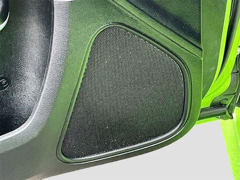 Used 2023 Dodge Charger Scat Pack w/ Harman/Kardon Audio Group image 19