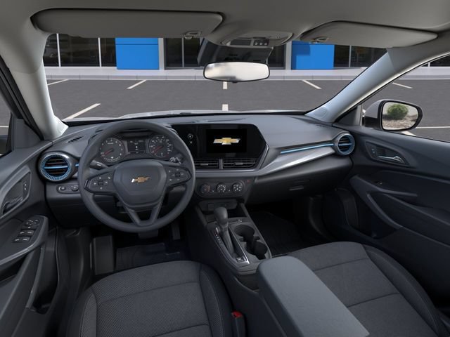 New 2026 Chevrolet Trax LS w/ LS Convenience Package FWD image 16