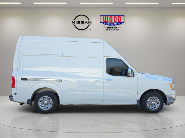 Used 2019 Nissan NV 3500 SL w/ Navigation Package RWD image 2
