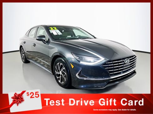 Used 2022 Hyundai Sonata Blue FWD image 1