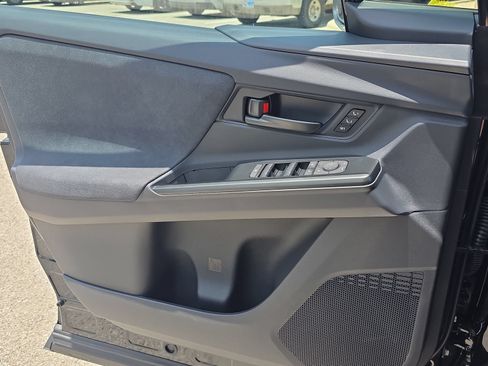 New 2026 Toyota C-HR AWD/4WD image 23