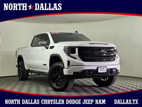 Used 2025 GMC Sierra 1500 Elevation AWD/4WD image 1