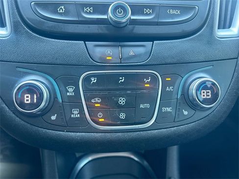 Used 2024 Chevrolet Malibu LT image 22