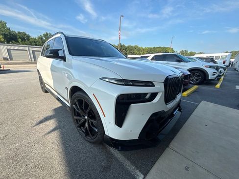 Used 2024 BMW X7 M60i w/ Executive Package AWD/4WD image 6