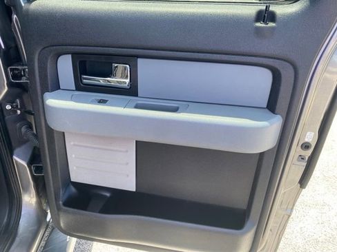 Used 2014 Ford F150 XLT w/ XLT Chrome Package RWD image 29