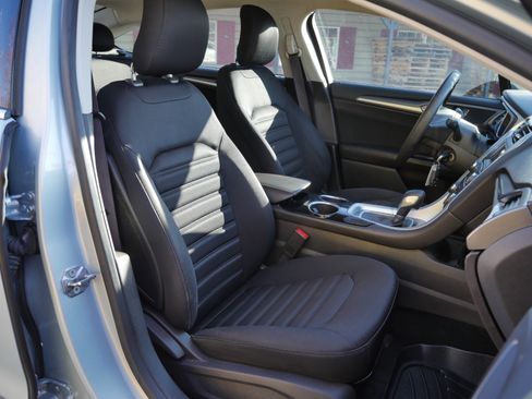 Used 2013 Ford Fusion SE image 23