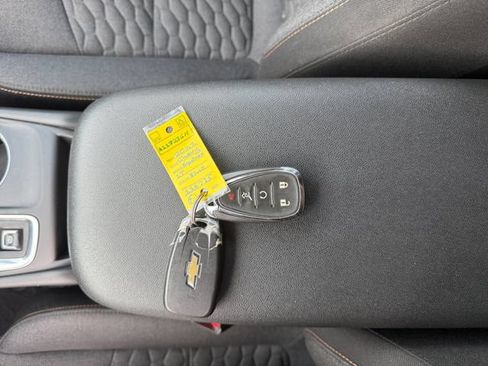 Used 2021 Chevrolet Equinox LT AWD/4WD image 29