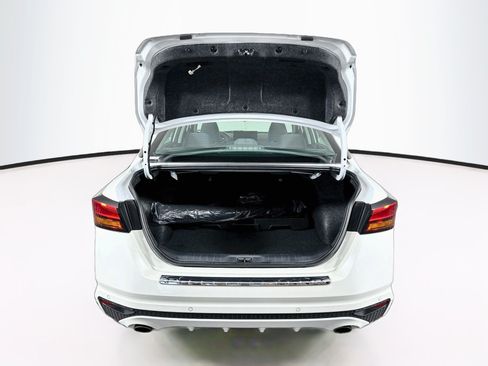 Used 2023 Nissan Altima 2.5 SV w/ SV Premium Package FWD image 28