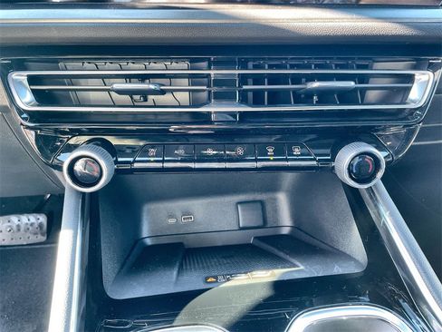 New 2026 Chevrolet Traverse LT w/ Driver Confidence Package image 16