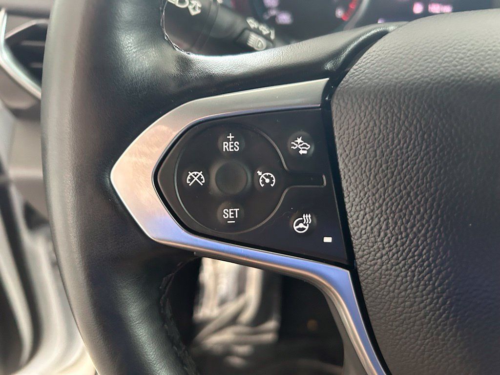 Used 2023 Chevrolet Traverse RS FWD image 48