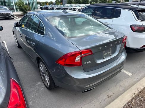 Used 2016 Volvo S60 T5 Inscription Platinum FWD image 4