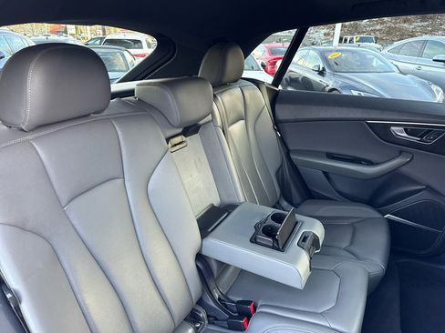 Used 2019 Audi Q8 Premium Plus w/ Premium Plus image 35