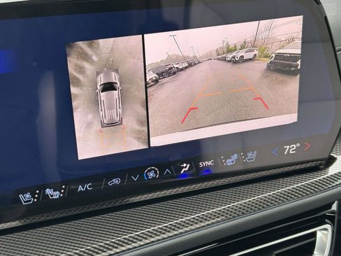 New 2026 Chevrolet Traverse High Country w/ LPO, Floor Liner Package image 25