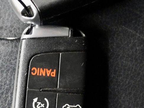 Used 2014 Jeep Grand Cherokee Summit AWD/4WD image 26