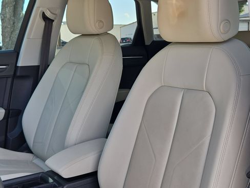 Used 2022 Audi Q3 2.0T Premium AWD/4WD image 13