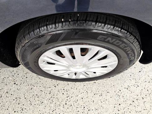 Used 2011 Volkswagen Golf 4dr HB Auto image 38