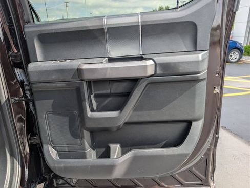 Used 2019 Ford F150 XLT w/ Equipment Group 302A Luxury AWD/4WD image 18