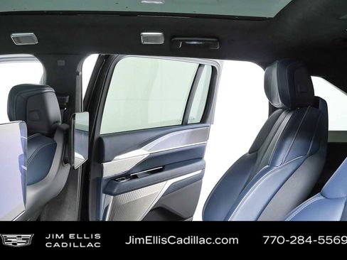 Certified 2026 Cadillac Escalade IQ Sport 2 AWD/4WD image 15