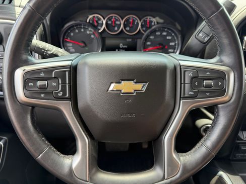 Used 2021 Chevrolet Silverado 1500 LTZ AWD/4WD image 11