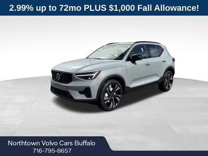 New 2026 Volvo XC40 B5 Plus w/ Protection Package Premier