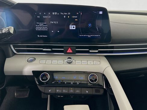 Certified 2024 Hyundai Elantra Limited image 15