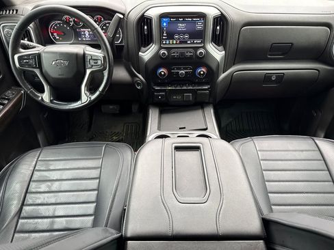 Used 2019 Chevrolet Silverado 1500 RST w/ All-Star Edition RWD image 10