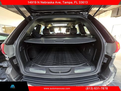 Used 2018 Jeep Grand Cherokee Limited w/ Luxury Group II image 31