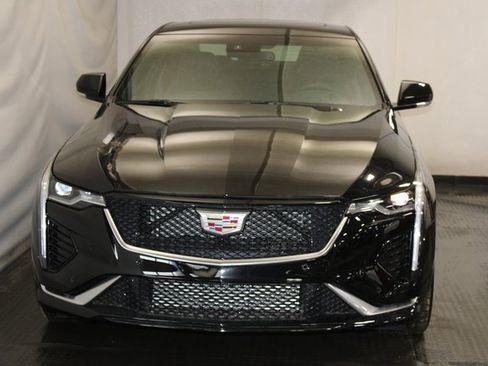 Used 2025 Cadillac CT4 Sport image 3
