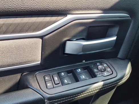 Certified 2026 RAM 3500 Big Horn AWD/4WD image 4