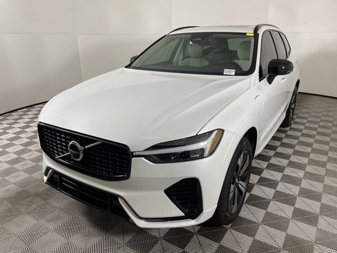 New 2024 Volvo XC60 T8 Core w/ Protection Package image 5
