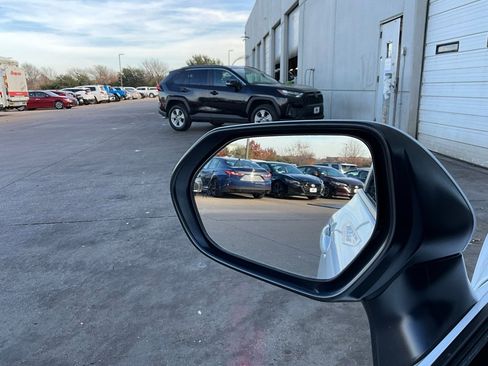 Used 2025 Toyota Camry LE image 17