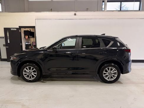 Used 2025 MAZDA CX-5 AWD 2.5 S w/ Select Package image 2