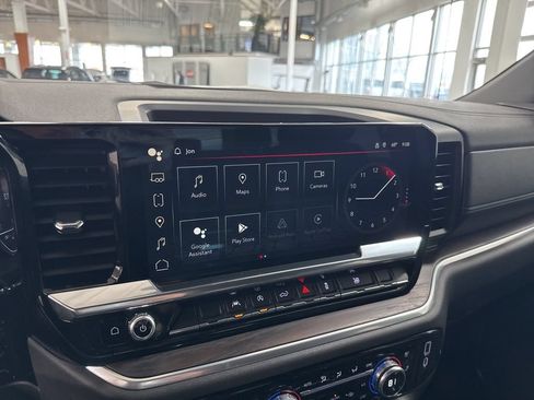 Used 2022 GMC Sierra 1500 SLT w/ SLT Premium Package AWD/4WD image 19