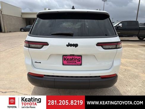 Used 2026 Jeep Grand Cherokee L Limited w/ Limited Altitude Package AWD/4WD image 6