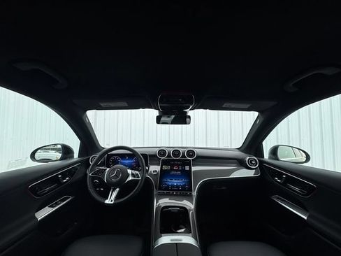 Certified 2025 Mercedes-Benz GLC 300 image 19
