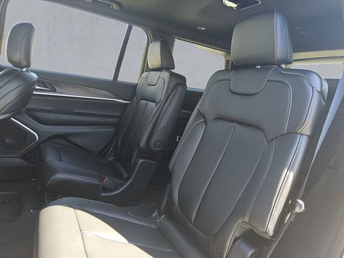 New 2026 Jeep Grand Cherokee L Limited w/ Limited Altitude Package image 13