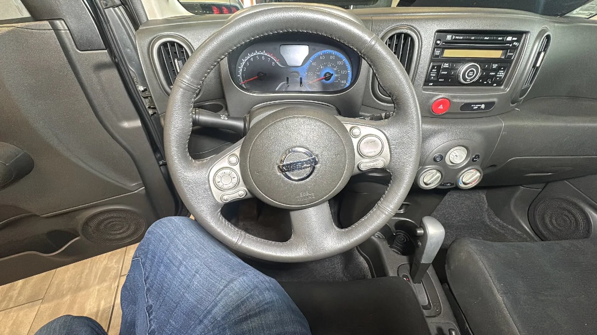 Used 2012 Nissan Cube 1.8 S w/ Interior Designer Pkg FWD image 30