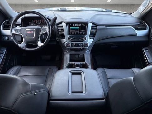 Used 2020 GMC Yukon XL SLT image 20